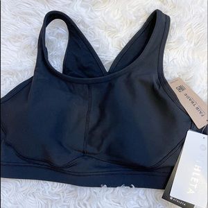 Athleta Sports Bra NWT! NEVER WORN. ✨